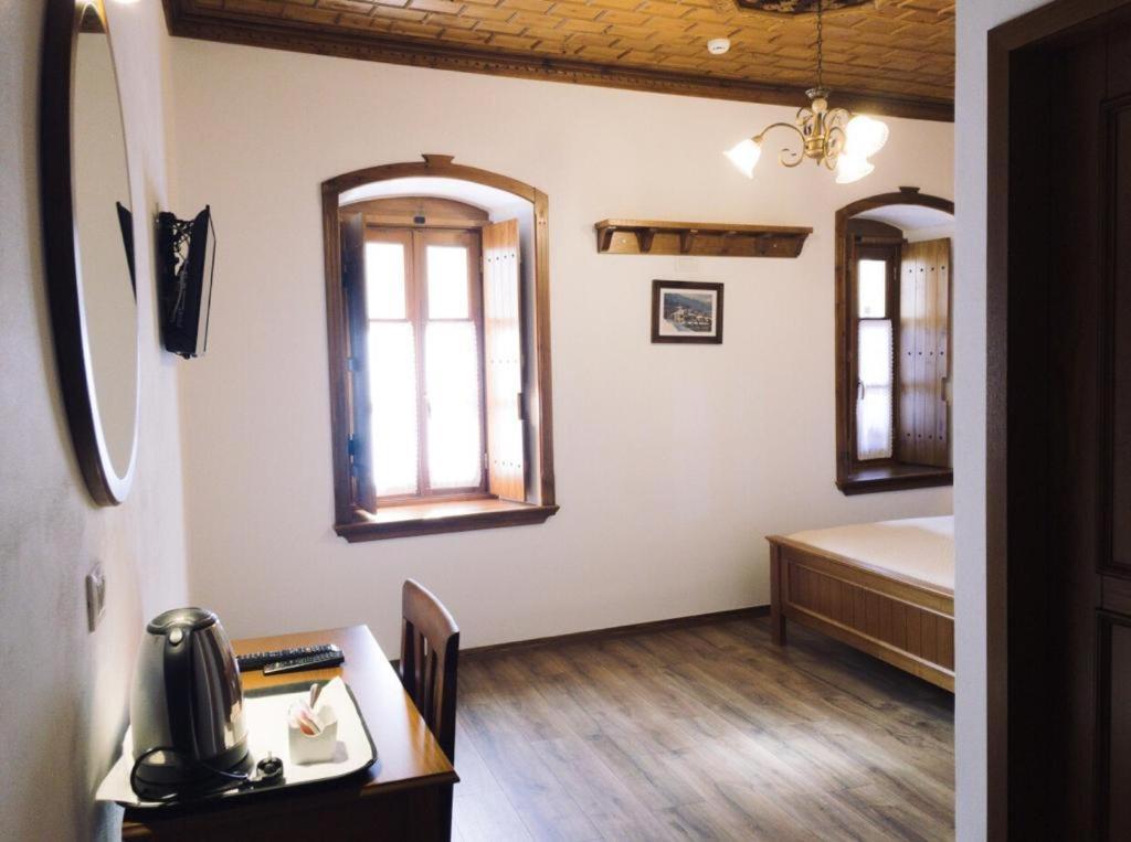 Argjiro Traditional Gjirokastër Exterior foto